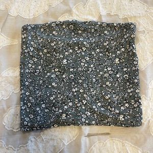 Flower crop top size small